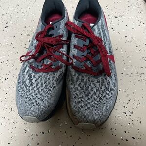 NIKE OU grey  and Red Athletic Shoes